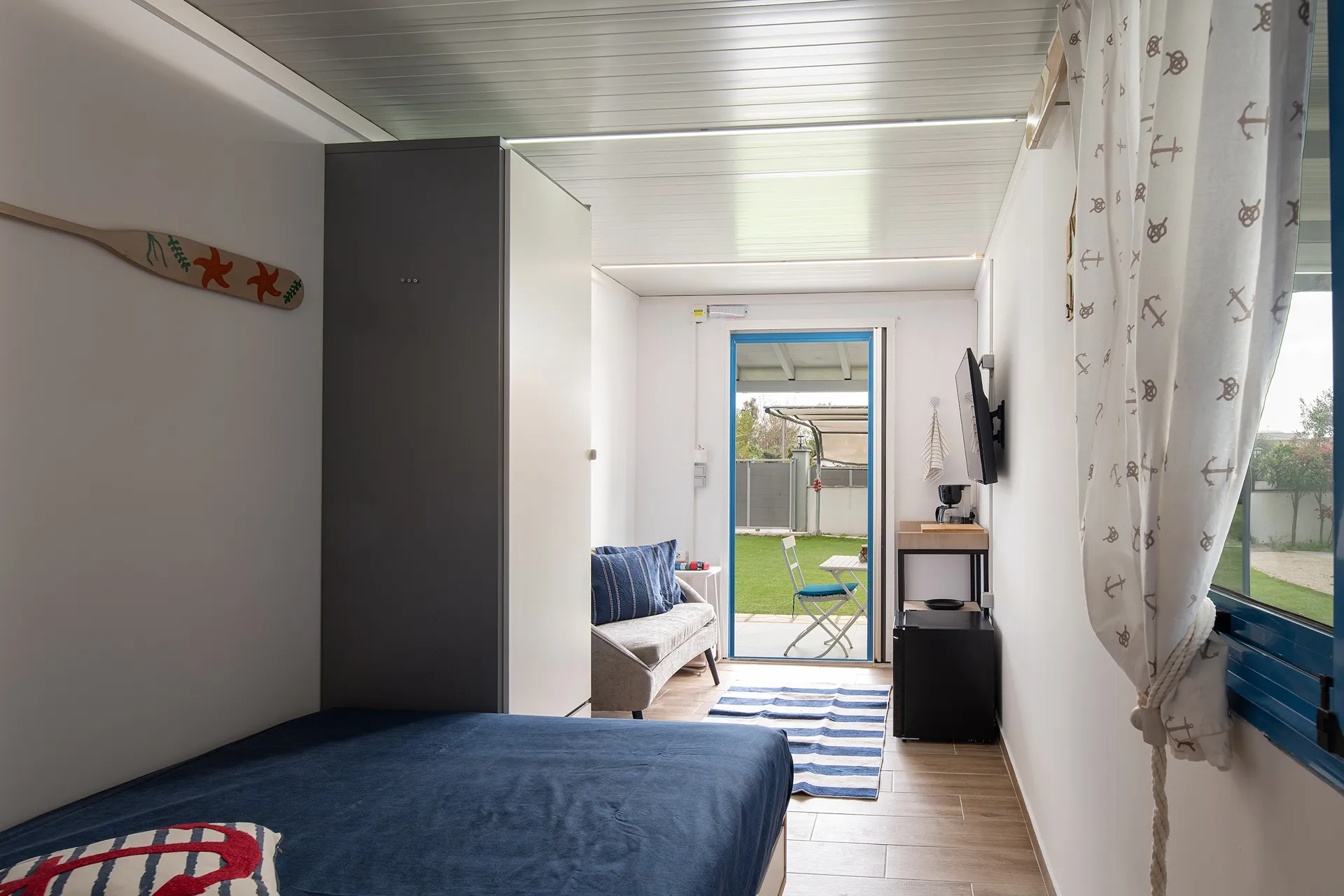 Nautical Toroni Rooms-Studio